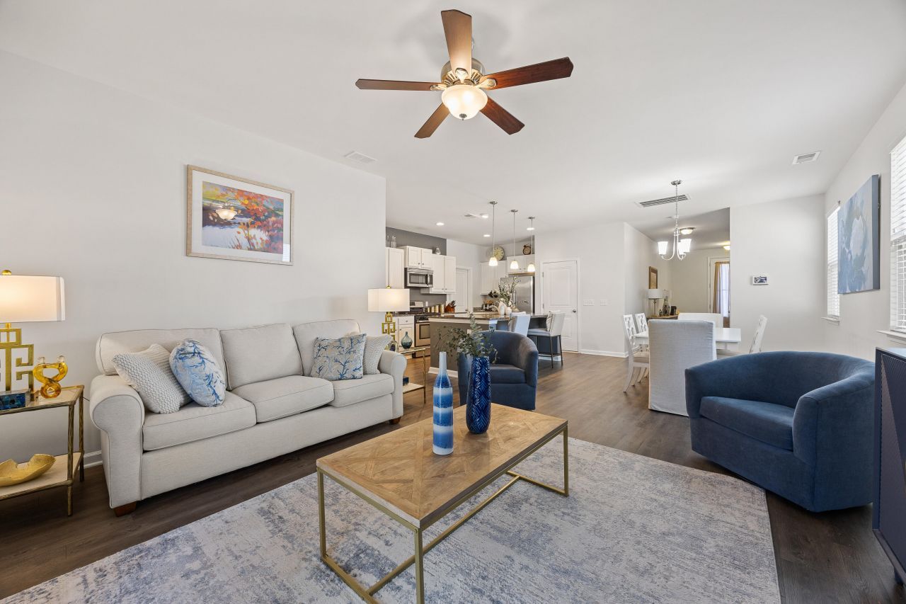 153 Wild Holly Drive Photo 5