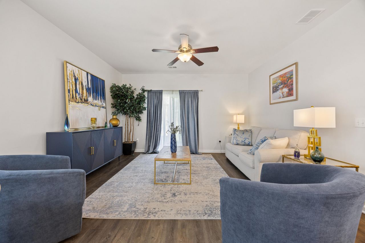 153 Wild Holly Drive Photo 6