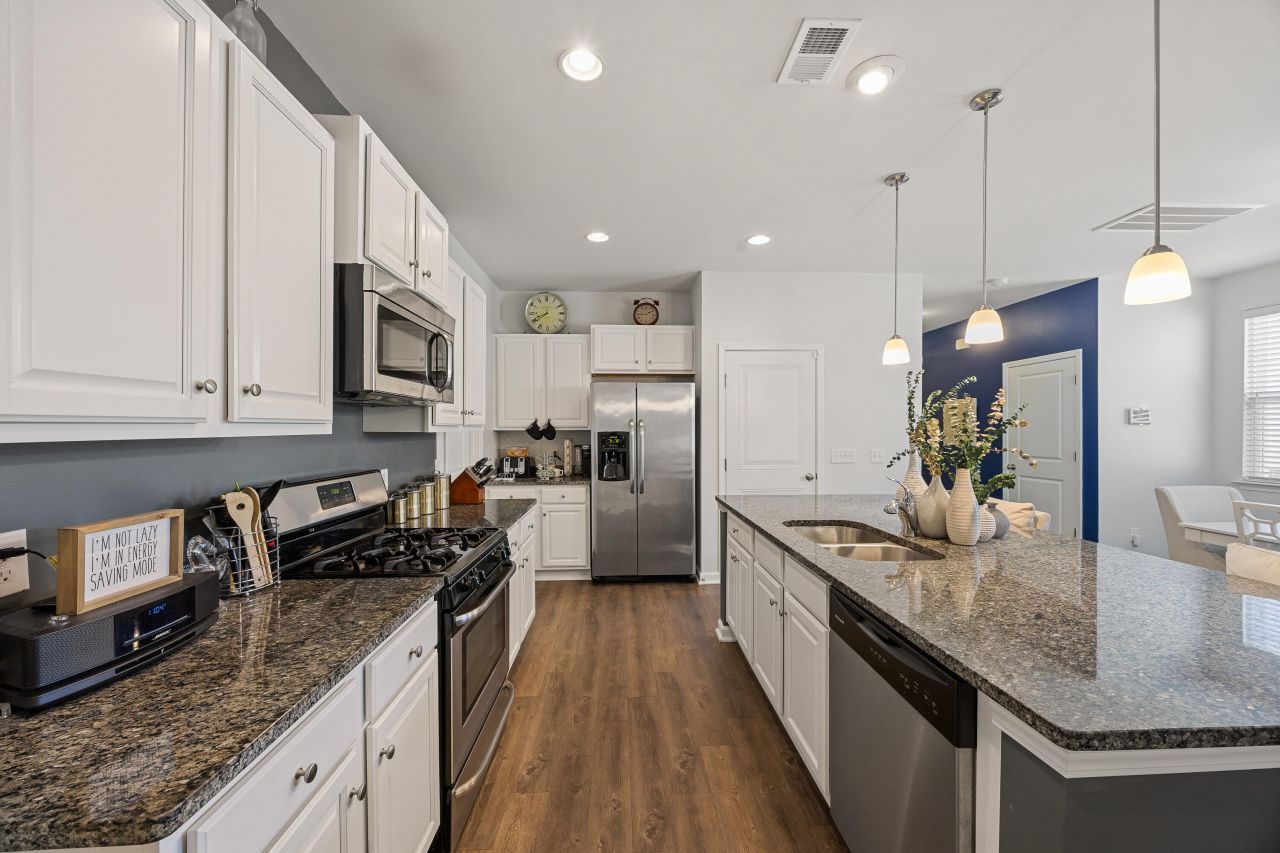 153 Wild Holly Drive Photo 9