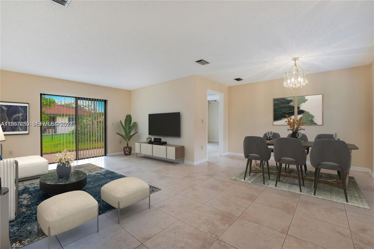 568 SW 169th Ter , Unit 568, Weston, FL 33326 Photo