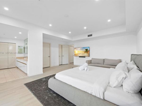 1415 Sunset Harbour Dr, Unit 204, Miami Beach, FL 33139