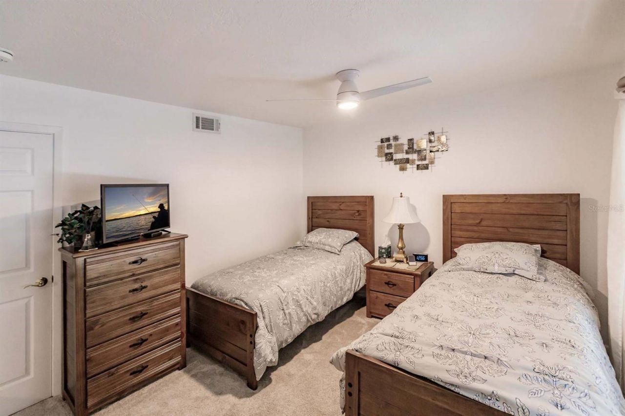 6047 E Peppertree Way, Unit 224, Sarasota, FL 34242 Photo