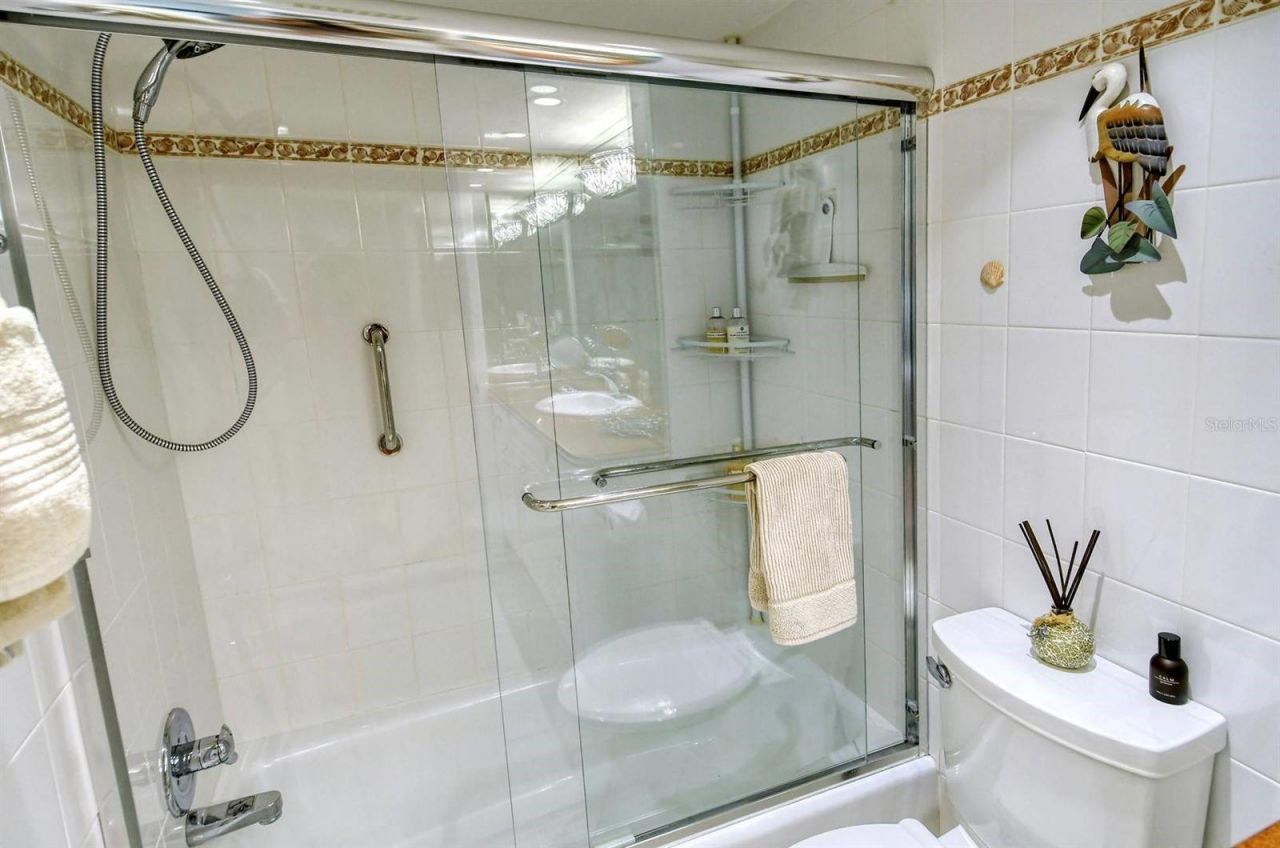 6047 E Peppertree Way, Unit 224, Sarasota, FL 34242 Photo