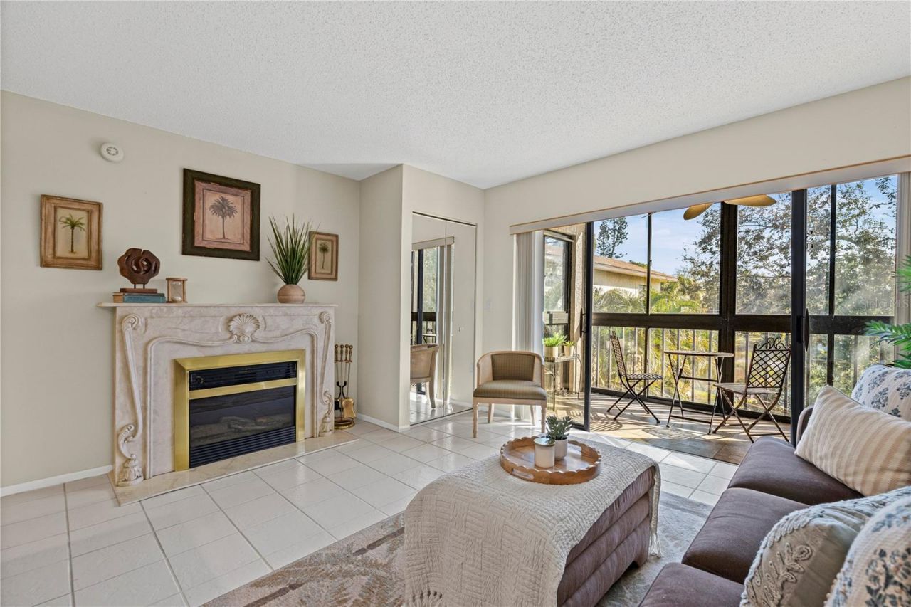 435 30th Avenue W, Unit D314, Bradenton, FL 34205 Photo