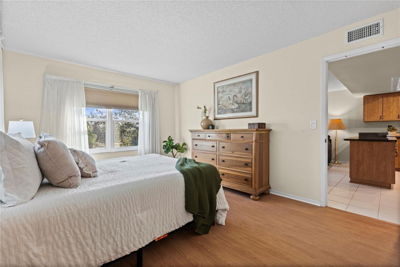 435 30th Avenue W, Unit D314, Bradenton, FL 34205 Photo