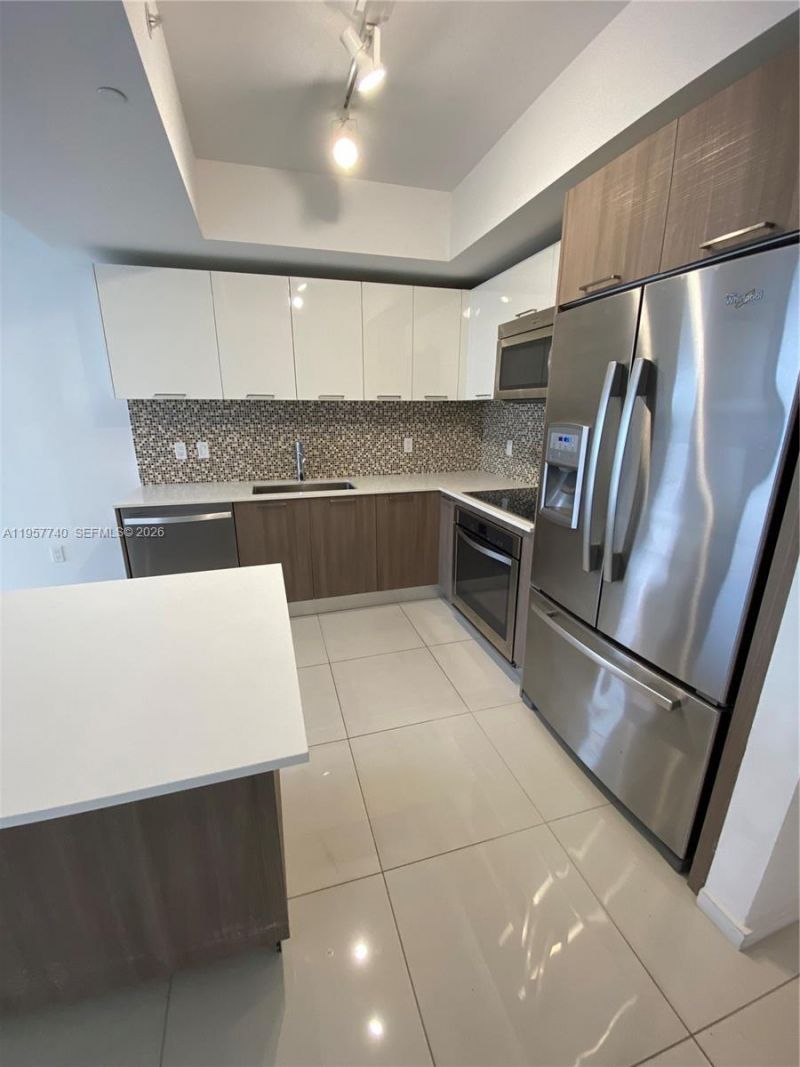 5252 NW 85th Ave , Unit 910, Doral, FL 33166 Photo