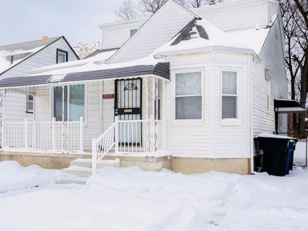 20051 Prairie Street, Detroit, MI 48221