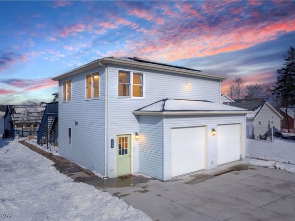 664 Pine Drive, Lake Milton, OH 44429