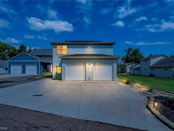 664 Pine Drive, Lake Milton, OH 44429