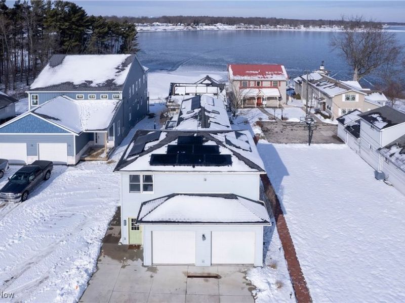 664 Pine Drive, Lake Milton, OH 44429 Photo 2