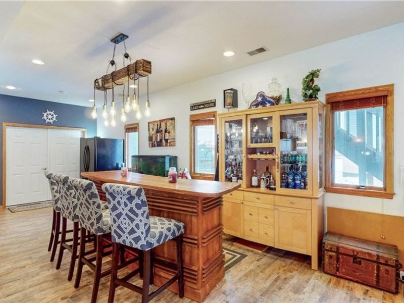 664 Pine Drive, Lake Milton, OH 44429 Photo 7