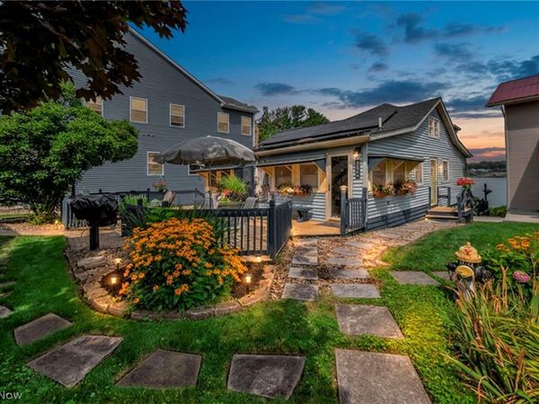 17544 Pine Court, Lake Milton, OH 44429