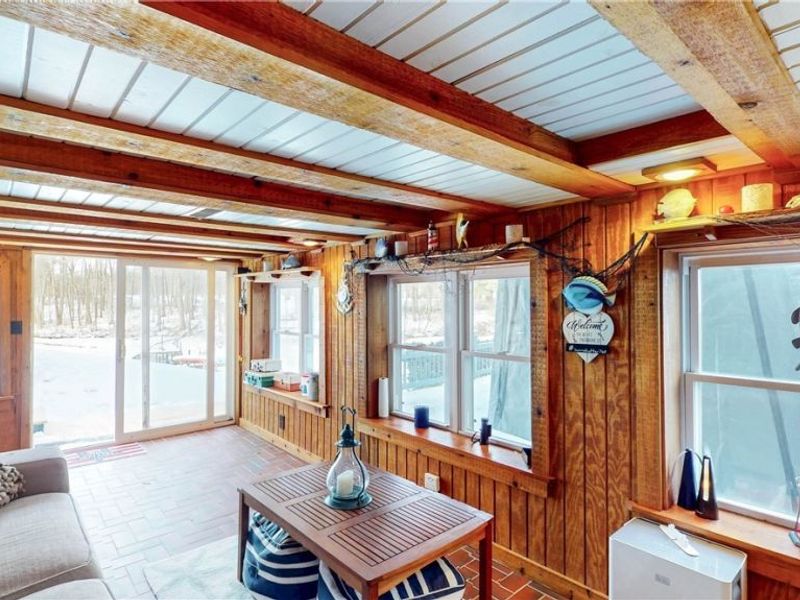 17544 Pine Court, Lake Milton, OH 44429 Photo 8