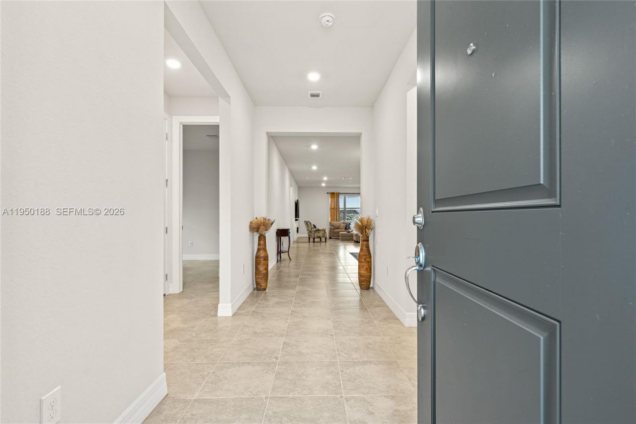 10407 SW Captiva Dr , Port Saint Lucie, FL 34987 Photo