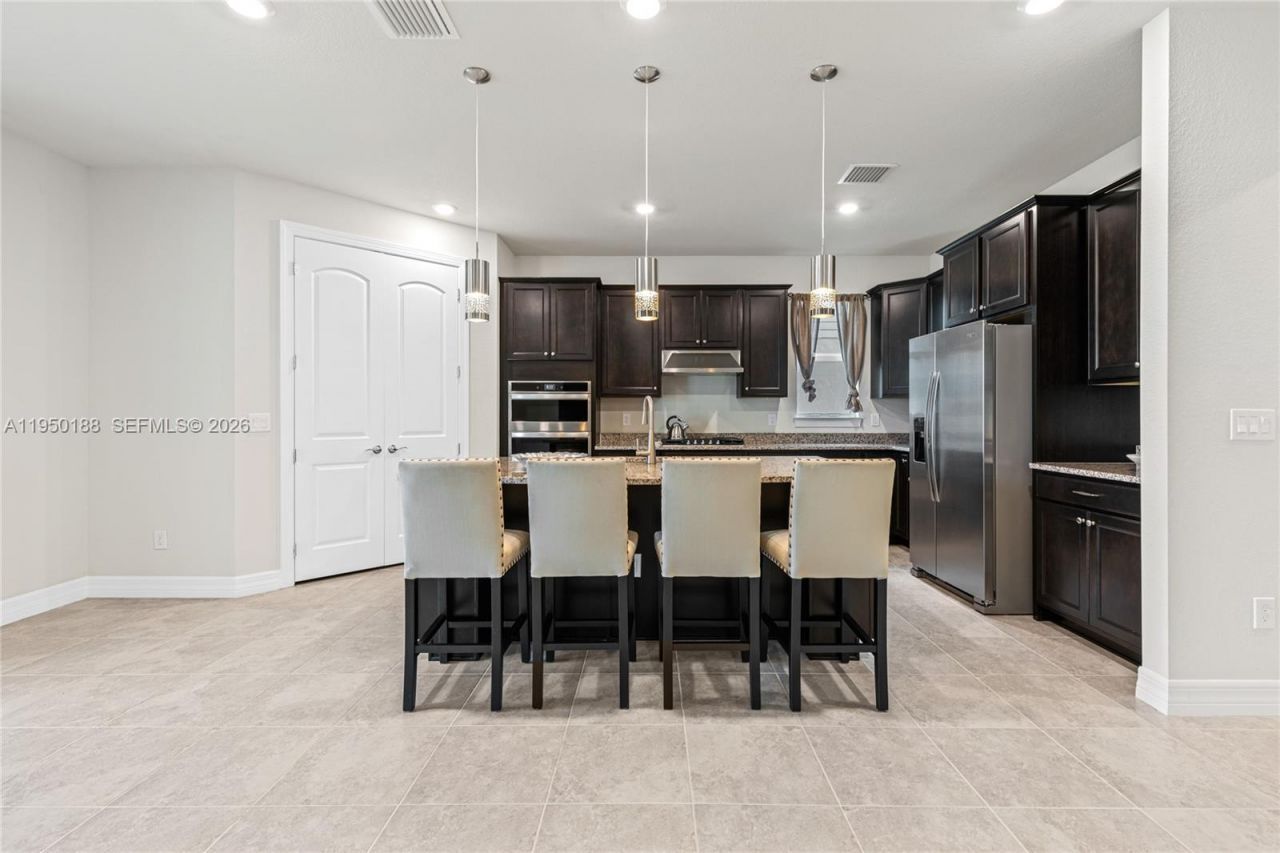 10407 SW Captiva Dr , Port Saint Lucie, FL 34987 Photo