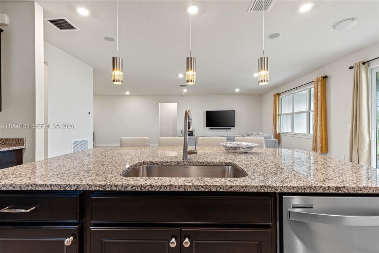 10407 SW Captiva Dr , Port Saint Lucie, FL 34987 Photo