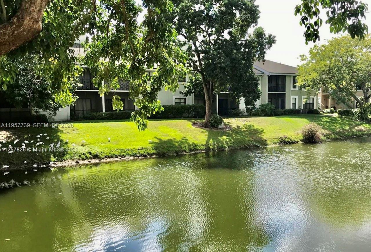 4089 NW 87th Ave, Unit 4089, Sunrise, FL 33351 Main Photo