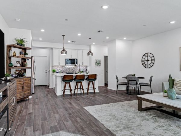 1825 E HAMPTON Lane, Unit 106, Gilbert, AZ 85295