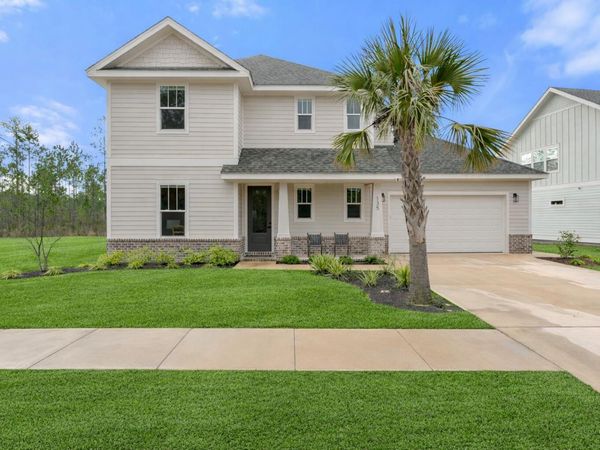 135 Clarke Hill Road, Freeport, FL 32439