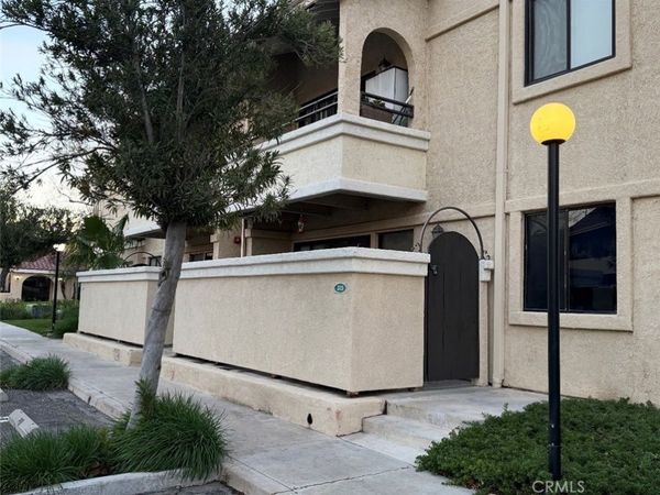 18808 Mandan, Unit 313, Canyon Country, CA 91351