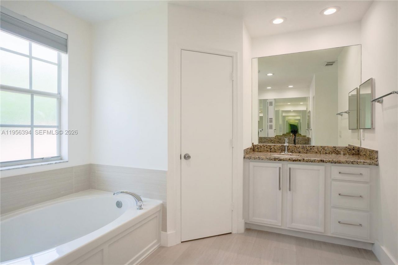 1518 Fenton Dr , Delray Beach, FL 33445 Photo