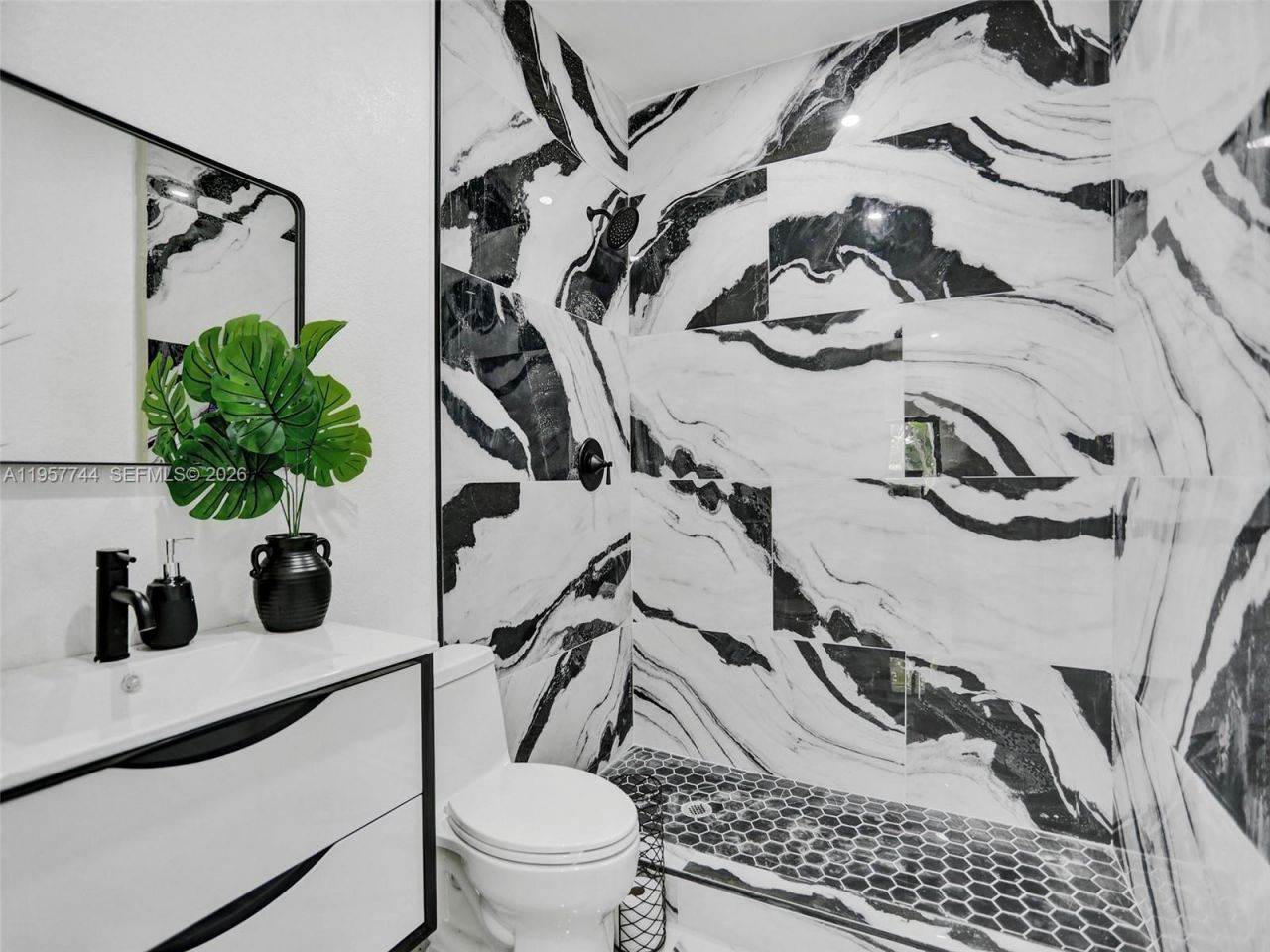 759 NE 127th St , North Miami, FL 33161 Photo