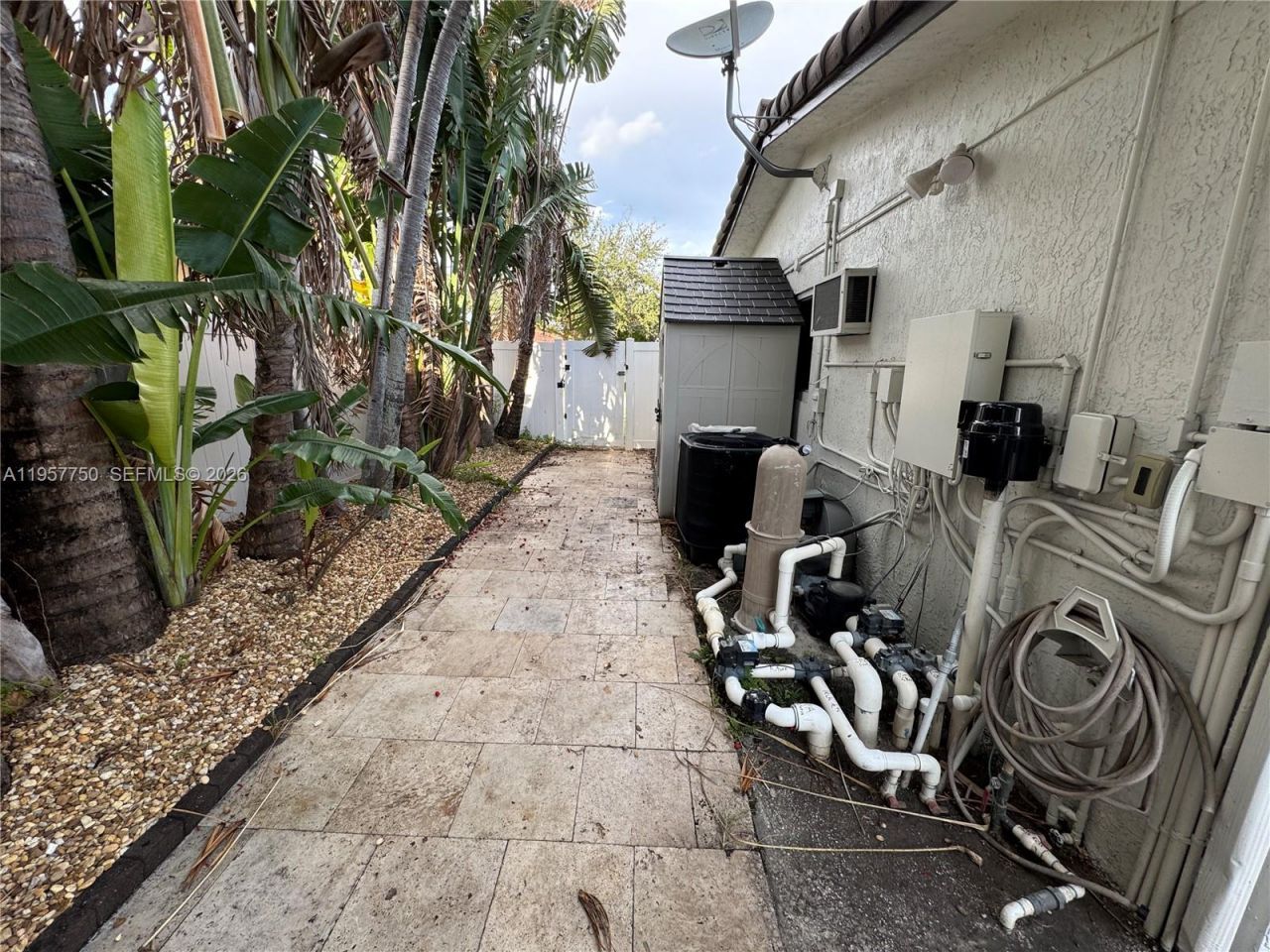 5920 SW 14th St, Plantation, FL 33317 Photo