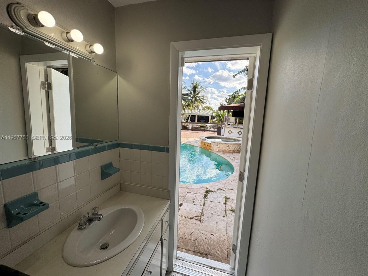 5920 SW 14th St, Plantation, FL 33317 Photo