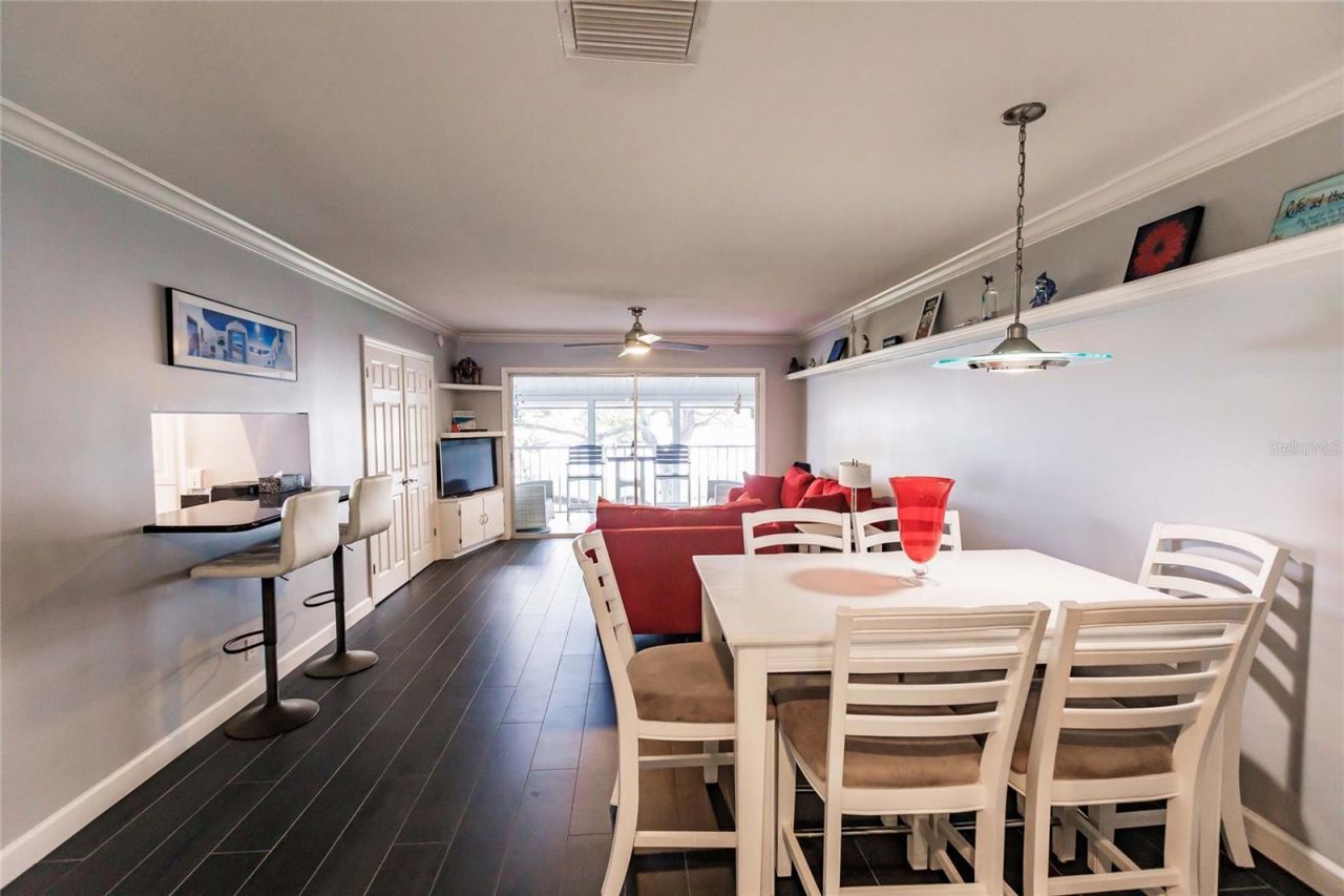 6053 E Peppertree Way, Unit 118, Sarasota, FL 34242 Photo