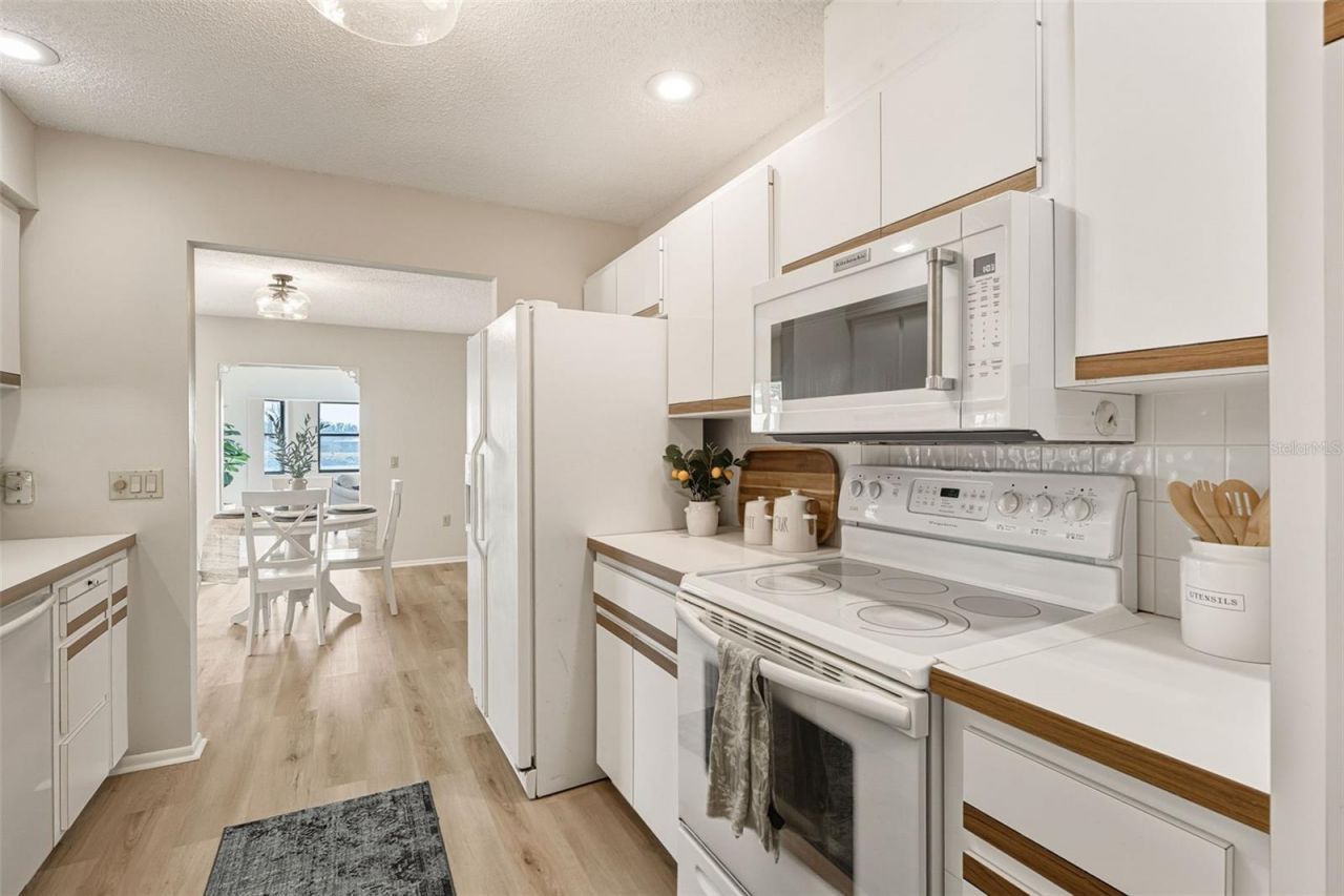 3308 Meadow Run Circle, Venice, FL 34293 Photo