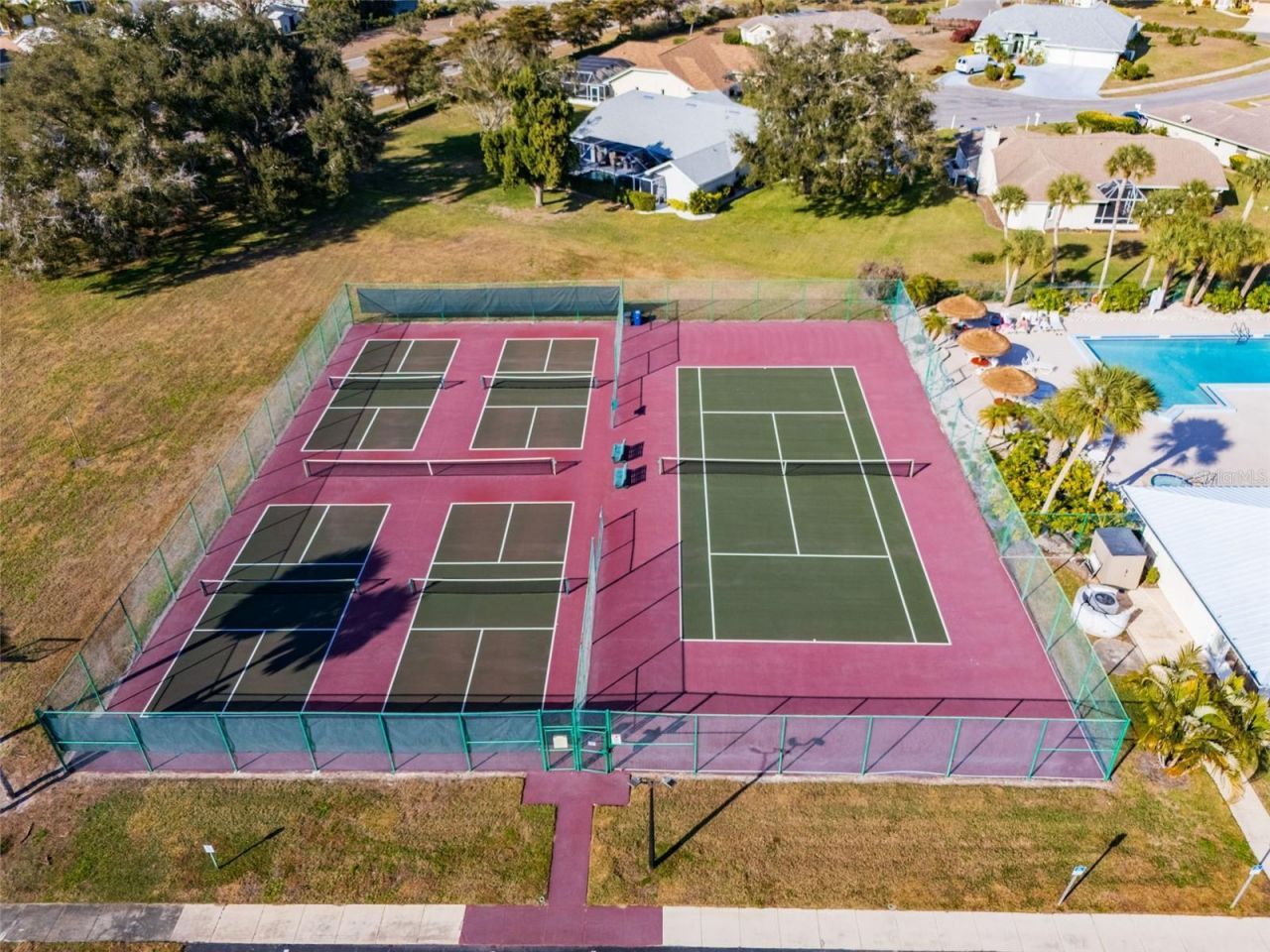 3308 Meadow Run Circle, Venice, FL 34293 Photo