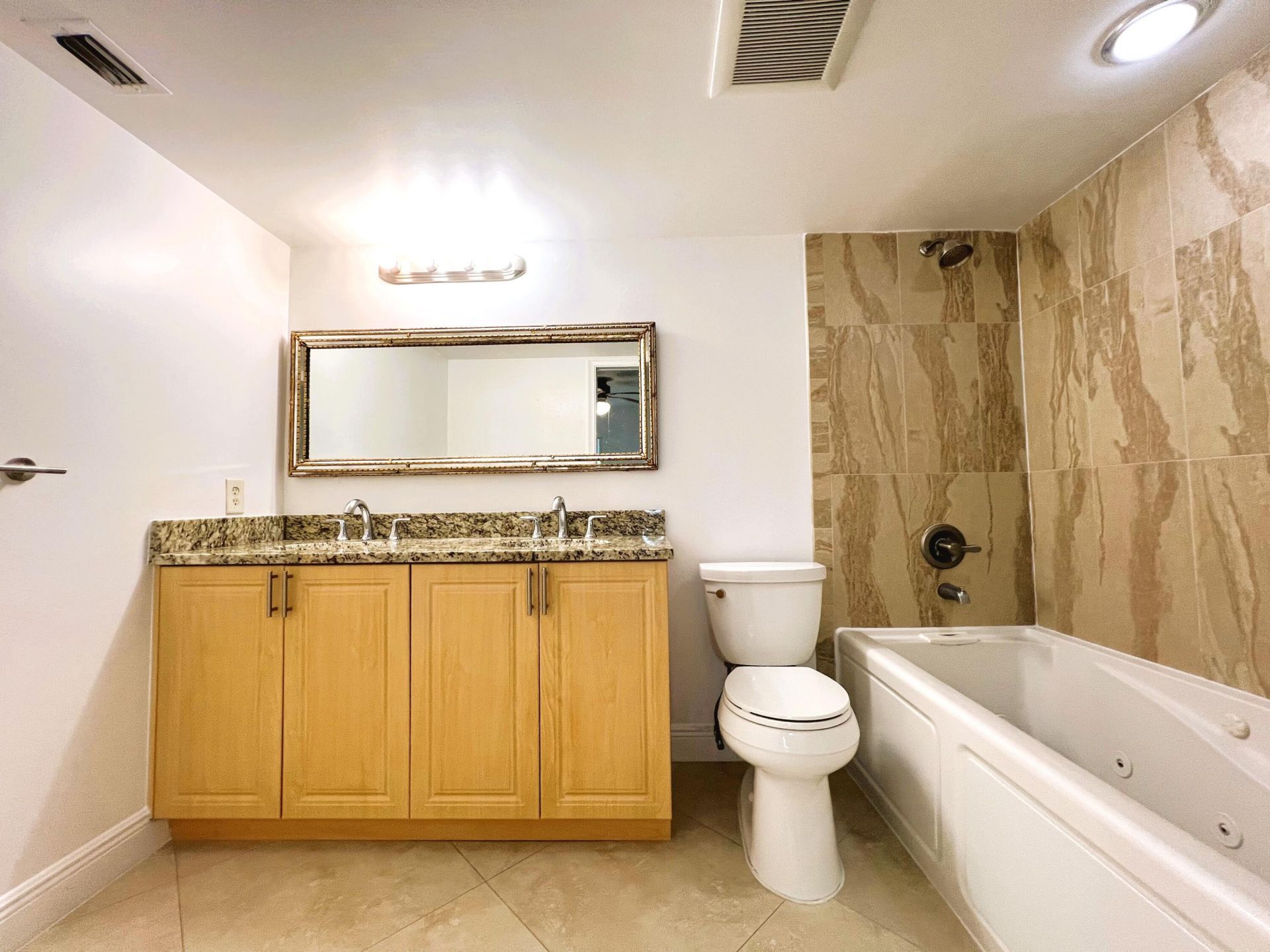 3001 Portofino Isle, Unit E2, Coconut Creek, FL 33066 Photo