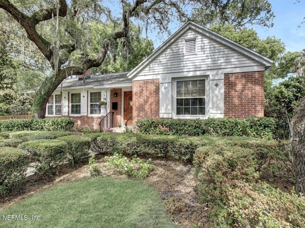 907 S SOUTH SHORES Road, Jacksonville, FL 32207