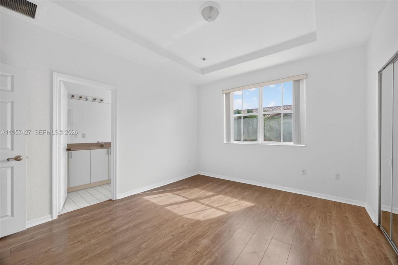 12430 SW 124th Ter, Miami, FL 33186 Photo