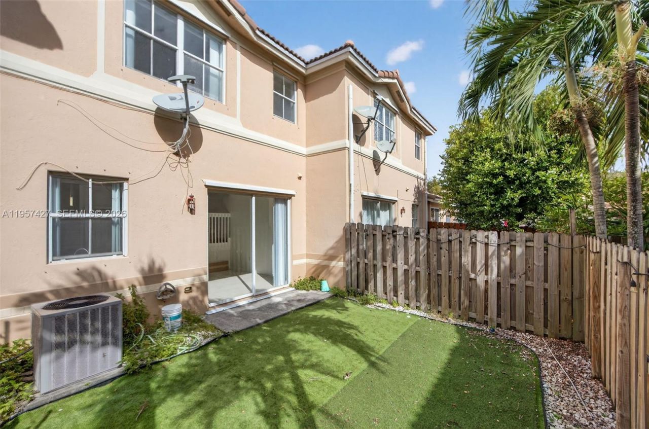 12430 SW 124th Ter, Miami, FL 33186 Photo