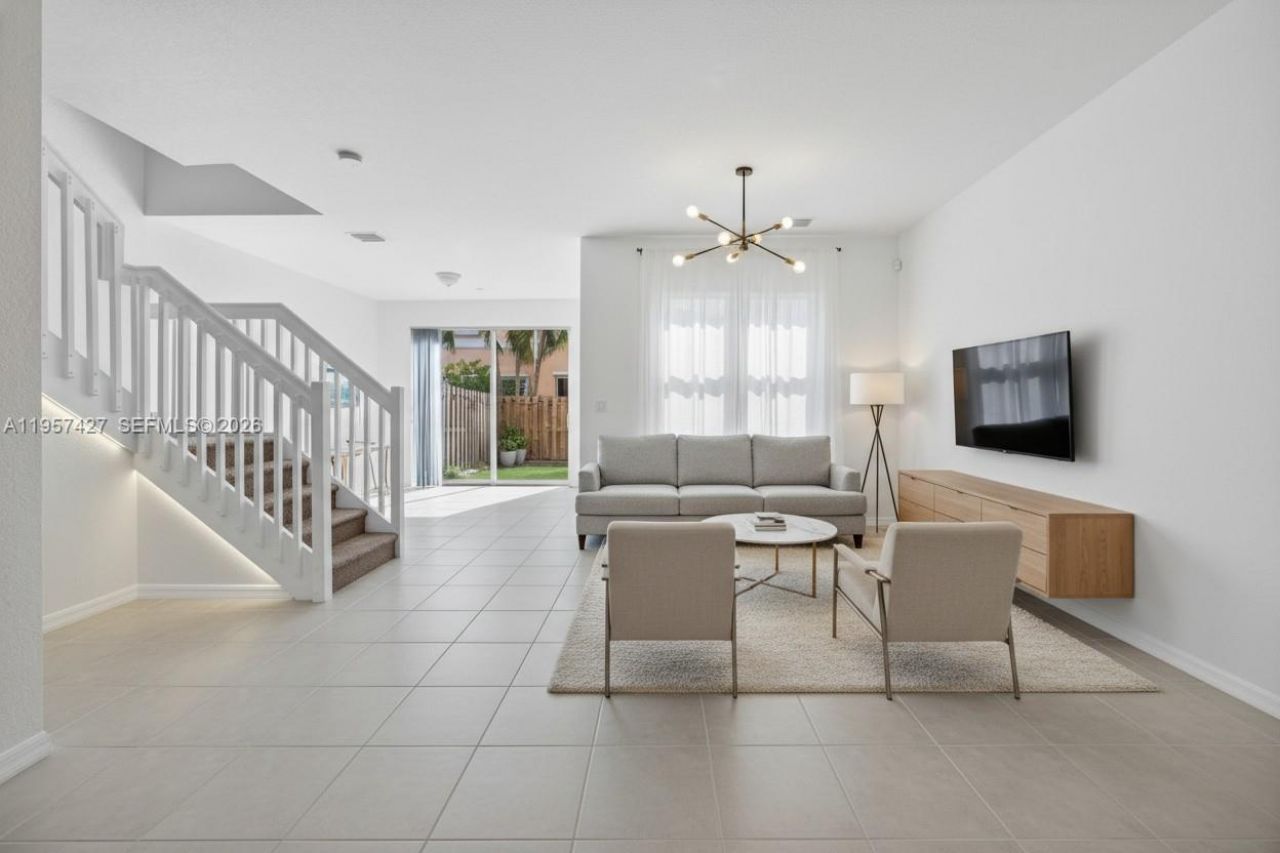 12430 SW 124th Ter, Miami, FL 33186 Photo