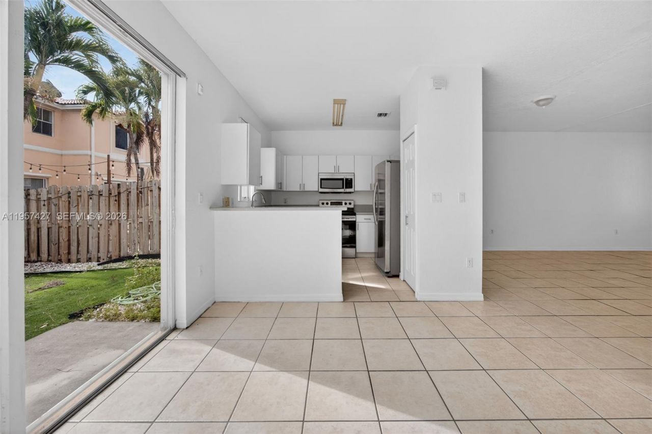 12430 SW 124th Ter, Miami, FL 33186 Photo