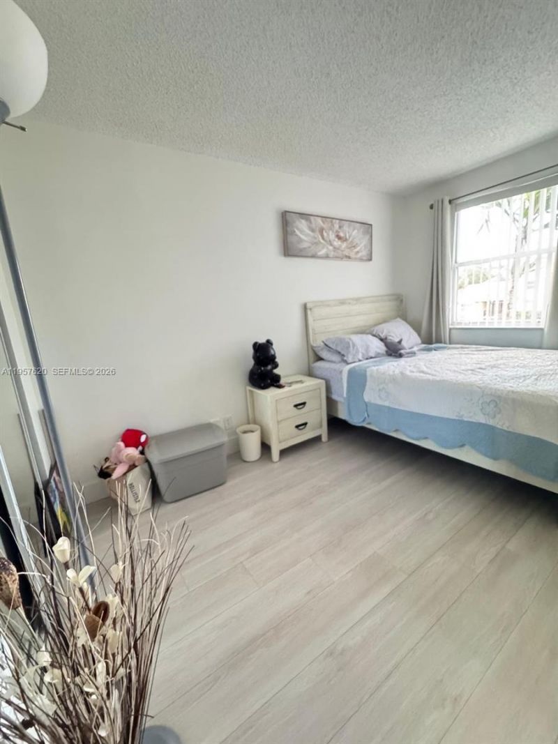 8801 Wiles Rd, Unit 308, Coral Springs, FL 33067 Photo