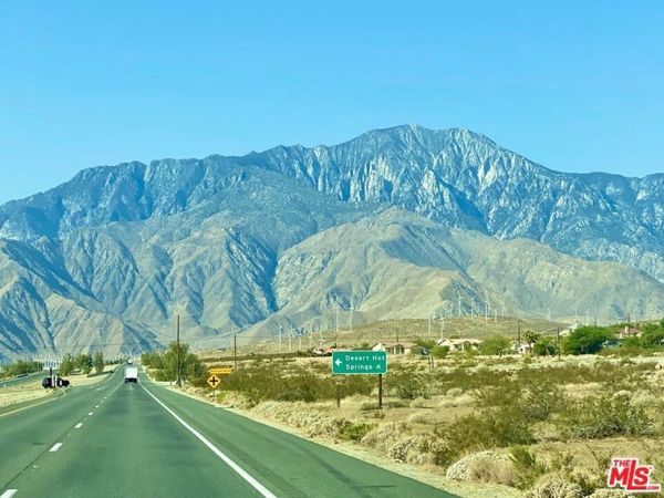24 Carol Dr, Desert Hot Springs, CA 92240