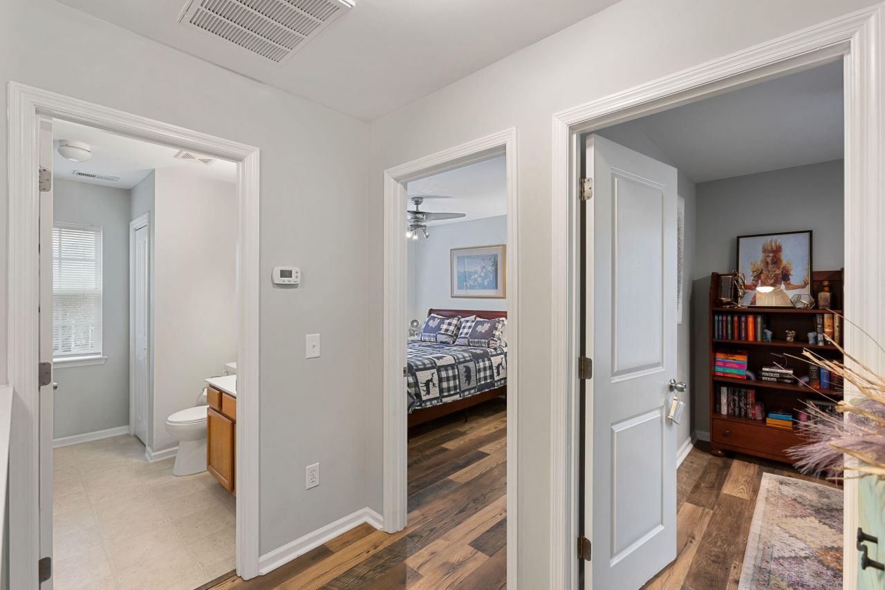 1052 Whitlow Boulevard Photo 16