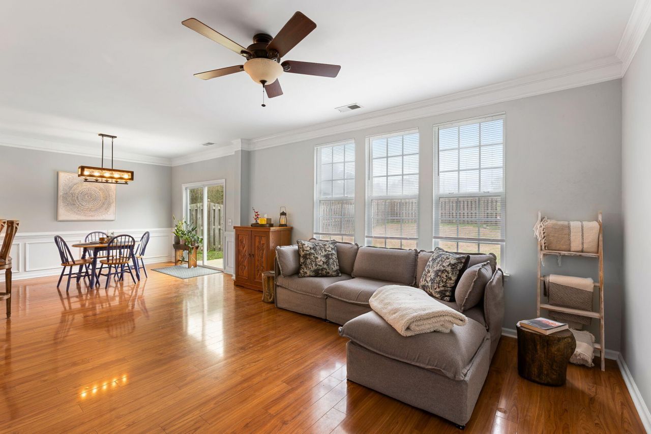 1052 Whitlow Boulevard Photo 6