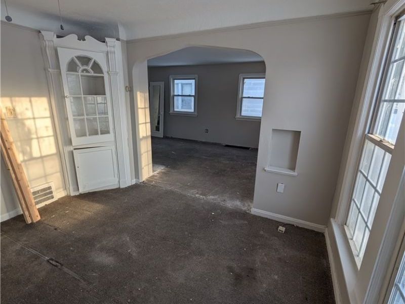 18107 Olympia Road, Cleveland, OH 44112 Photo 14