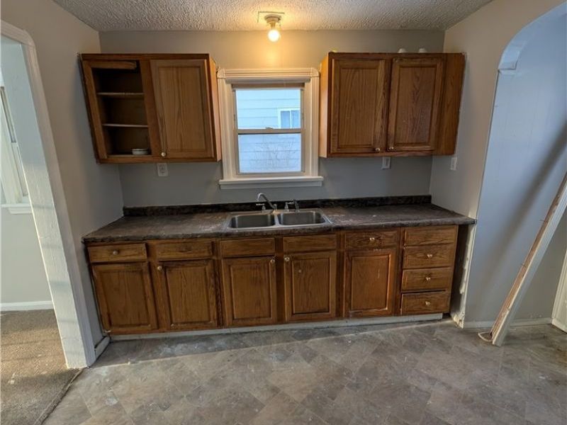 18107 Olympia Road, Cleveland, OH 44112 Photo 26