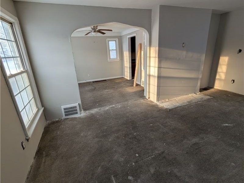 18107 Olympia Road, Cleveland, OH 44112 Photo 27