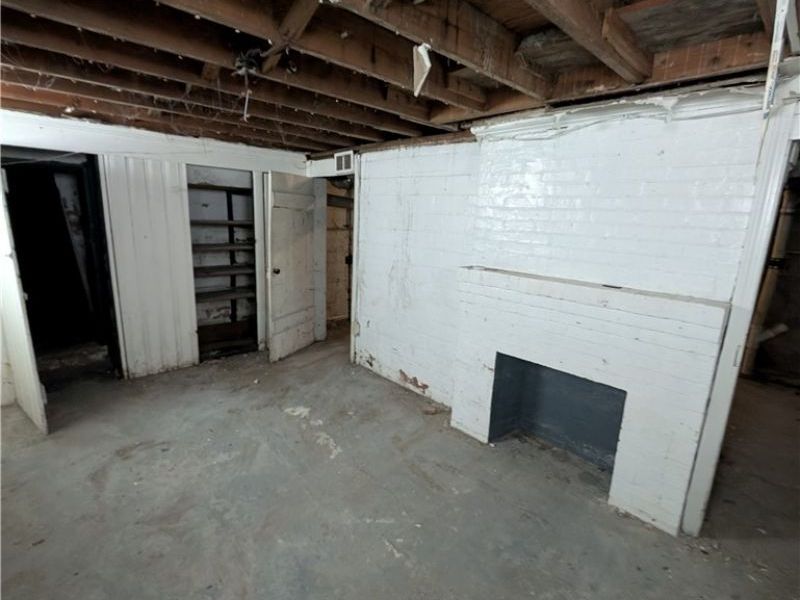 18107 Olympia Road, Cleveland, OH 44112 Photo 30