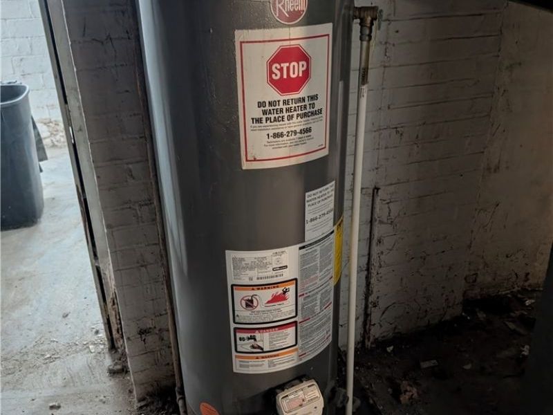 18107 Olympia Road, Cleveland, OH 44112 Photo 4