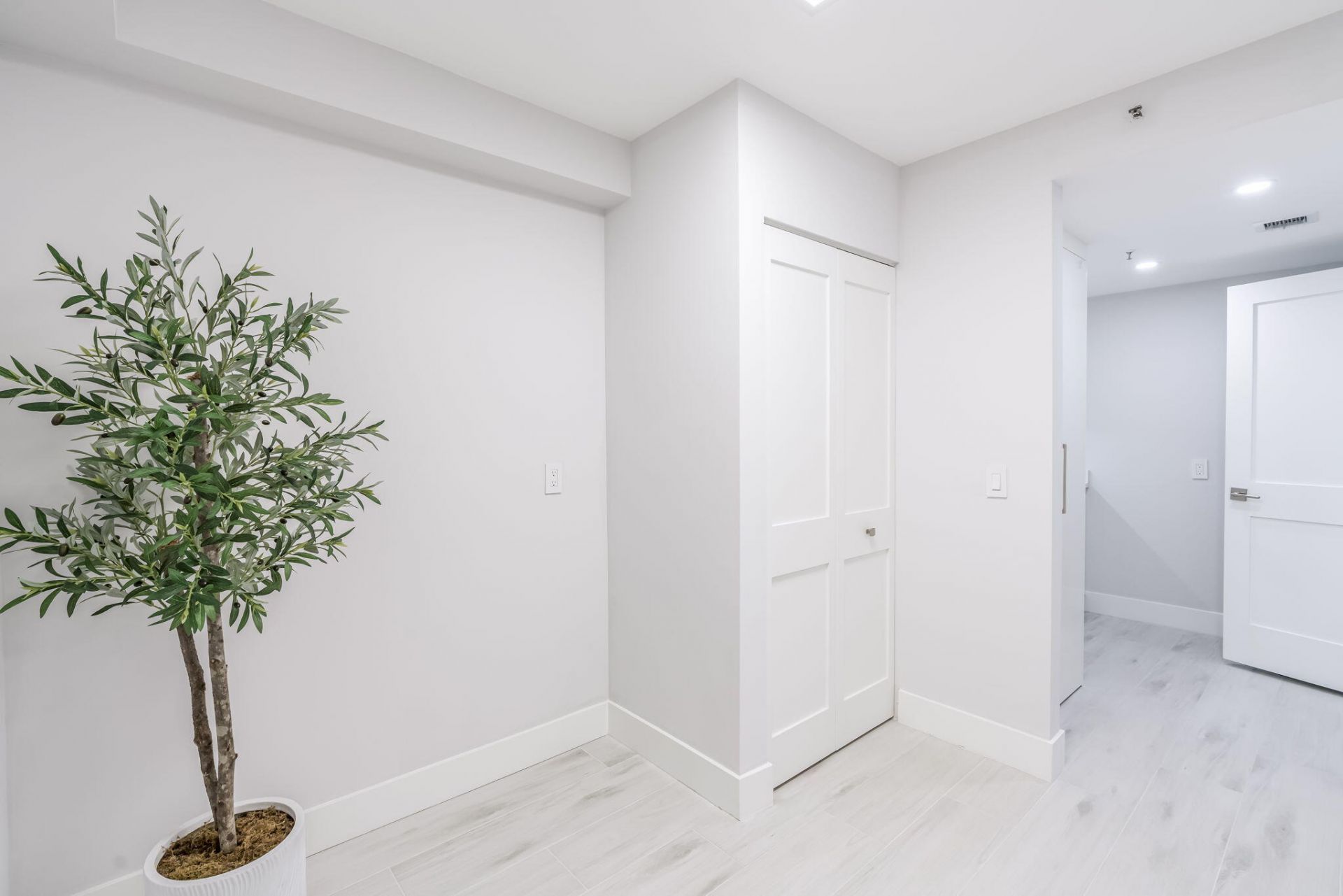 201 S Seas Drive, Unit 503, Jupiter, FL 33477 Photo