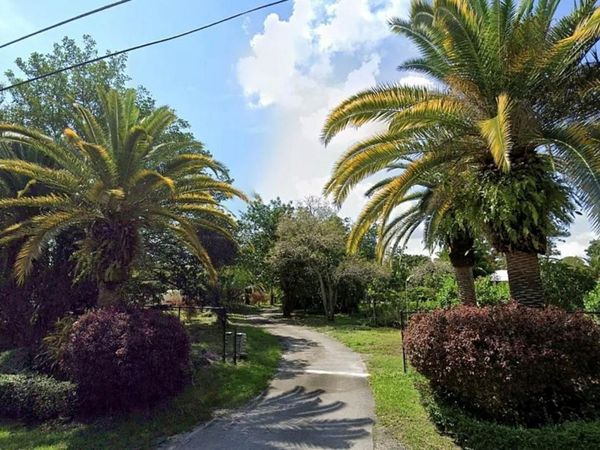 4000 NW 74th St, Coconut Creek, FL 33073