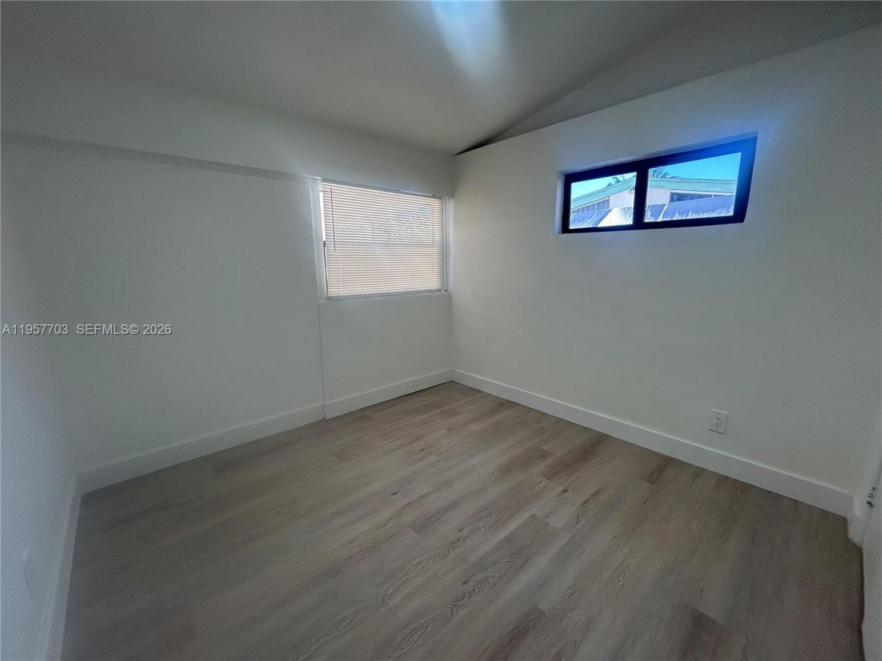 19620 NW 5th Ct, Miami Gardens, FL 33169 Photo