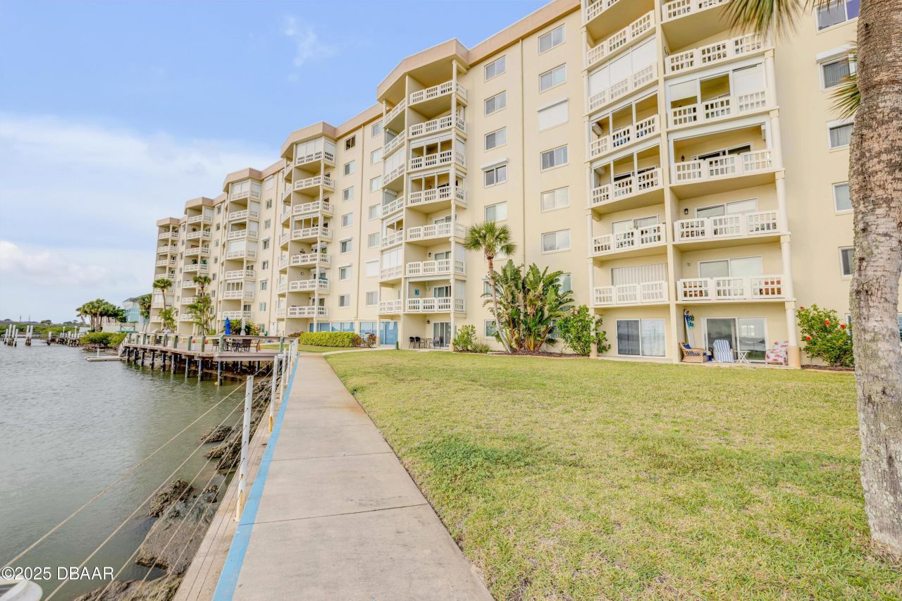 3606 S Peninsula Drive, Unit 205, Port Orange, FL 32127 Photo